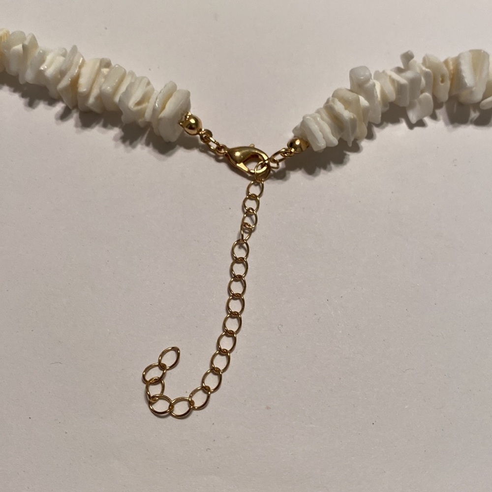 Shell Necklaces - Picture 3 of 6